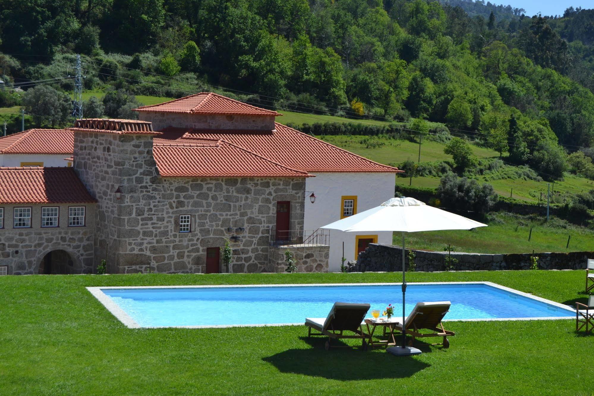 Casa Da Portela De Sampriz ปอนเจ ดา บาร์กา ภายนอก รูปภาพ